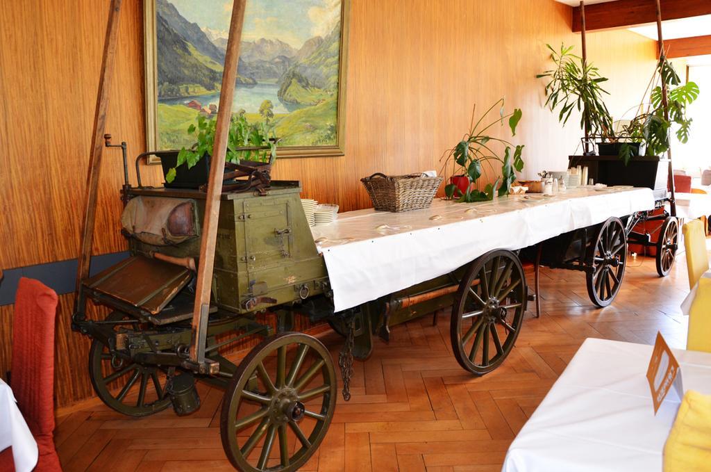Hotel Loewen Lungern Esterno foto