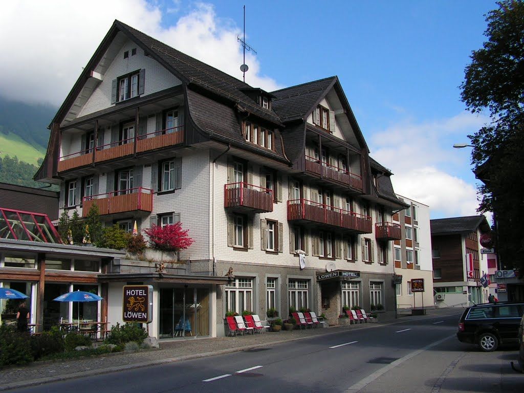 Hotel Loewen Lungern Esterno foto